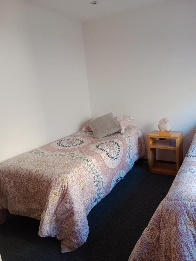 Almer Hostal Punta Arenas Exterior photo